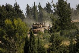 Kassem défend le rôle du Hezbollah et réaffirme son alignement avec l'Iran