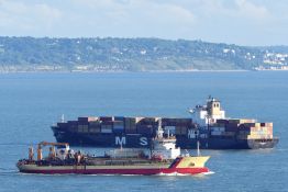 Soixante navires sous pavillon français ou avec des capitaux français bloqués dans le Golfe 