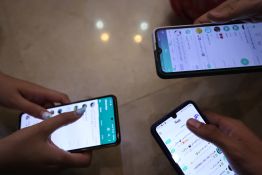 Vivre un mois sans smartphone, le pari de jeunes Américains pour déconnecter