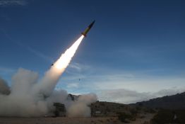 Les États-Unis autorisent l'Ukraine à utiliser des missiles à longue portée en Russie