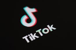 L'UE accuse TikTok de ne pas protéger suffisamment les mineurs