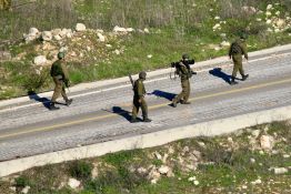 L'armée israélienne toujours dans le sud du Liban malgré la date limite de retrait