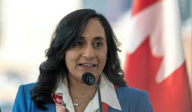 Le Canada annonce \