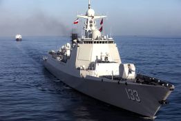 Trump laisse entendre que la Chine a aidé l'Iran à reconstituer son stock d'armement