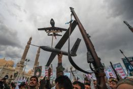 Les Houthis mènent une attaque d'ampleur en Arabie saoudite, 73 civils blessés