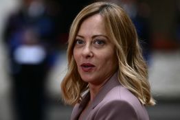 Italie: Giorgia Meloni bat un record de longévité et lance sa campagne pour 2027