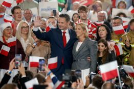 Présidentielle en Pologne: le pro-européen Trzaskowski et le nationaliste Nawrocki se qualifient pour le second tour