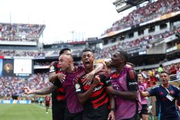Mondial des clubs: Flamengo terrasse les Blues et se qualifie pour les 8es