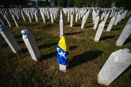 «Douleur dans l'âme»: la Bosnie commémore le génocide de Srebrenica, 30 ans après