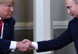 Trump espère une rencontre «constructive» avec Poutine, sous l'oeil inquiet de l'Ukraine et de l'Europe