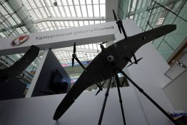 Zelensky: Des drones russes ont frappé le navire qui a pris feu en mer Noire