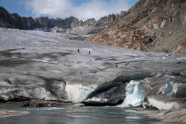 Canicule: un glacier suisse perd plus de quatre mètres de glace