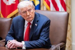 Nouvelle hausse des droits de douane américains: le Canada «prêt» à renégocier