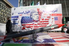 La menace de droits de douane de Trump sur l’Iran fait grimper les prix du pétrole