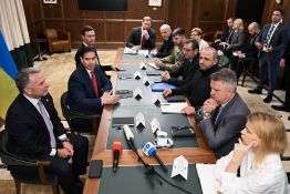Des responsables de Trump organisent des pourparlers cruciaux sur l’Ukraine en Floride