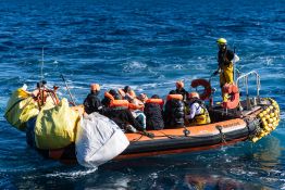 L'UE inaccessible, pas d'avenir en Tunisie: des migrants contraints au retour