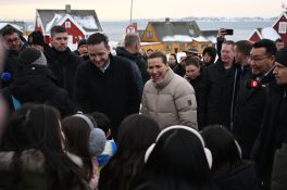 Après le recul américain, la Première ministre danoise en visite de soutien au Groenland
