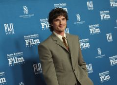 Cinéma: tout ce qu’il faut savoir sur  «Hurlevent», adaptation libre du roman d’Emily Brontë