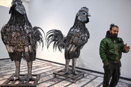 De la casse à l’art: un Pakistanais façonne des œuvres monumentales en métal
