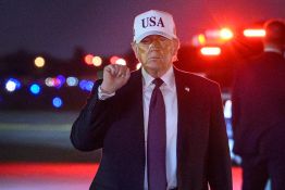 Trump tente de justifier l'opération en Iran auprès des Américains