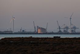 Quels sont les cargos qui traversent le détroit d'Ormuz ?