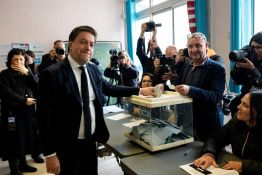 Second tour des municipales: participation de 48,10% à 17H00 en France métropolitaine