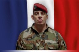 Casque blue francais tué: vive émotion dans son régiment