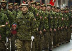 Canada: «des morts» après un incendie sur une base militaire, un médecin évoque «un désastre»