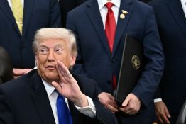 Trump annonce vouloir relever «la semaine prochaine» les droits de douane sur les véhicules européens