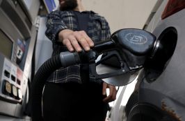 Trump veut suspendre les taxes sur le carburant pour soulager les Américains