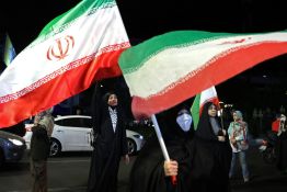 L'Iran et les États-Unis s'affrontent dans le Golfe, un mort et 63 blessés au Koweït