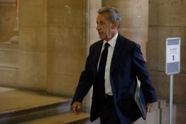 Procès libyen: une ultime fois, la défense de Sarkozy brocarde un «roman grotesque»