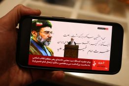 Le guide suprême dit que l'Iran a infligé un «revers cuisant» à ses ennemis