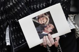 France: le monde politique et du spectacle aux obsèques de Bernadette Chirac