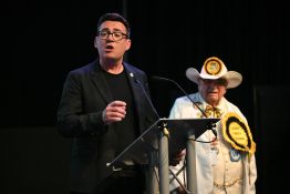 Royaume-Uni: Andy Burnham, élu député, se rapproche du 10 Downing Street face à un Starmer affaibli