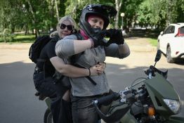 L'UE prolonge d'un an la protection des réfugiés ukrainiens, mais l'exclut désormais aux hommes mobilisables