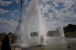 Canicule: la chaleur reflue mais le bilan sanitaire inquiète