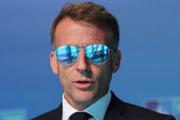 Iran: Macron dit que les discussions doivent se poursuivre avec «calme» et «sang-froid»