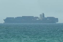 Nouvelles frappes américaines contre l'Iran, riposte de Téhéran dans le Golfe