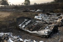 Plus de 325.000 réfugiés du feu en France et Espagne, le feu à 15 km de la métropole bordelaise