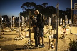 Avant les élections, Israël rend hommage aux victimes de l'attaque du 7-Octobre