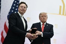 Elon Musk dit vouloir donner une action SpaceX à «chaque enfant en Amérique»