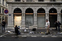 Violences: 1.800 interpellations en France, selon Nuñez, qui se rendra lundi à Marseille