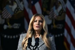 Melania Trump annonce une trêve dans une ville ukrainienne «au bord du désastre»