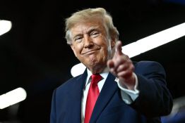 Trump demande la disqualification d'une candidate démocrate en Alaska après une enquête du New York Times