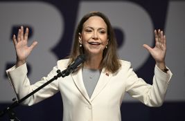 Venezuela: Machado questionne la transparence de l’accord pétrolier avec les États-Unis