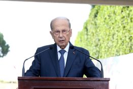 Explosion au port de Beyrouth: le parquet réclame des poursuites contre l'ex-président Michel Aoun
