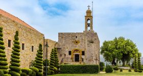 Le temple de Deir el-Qalaa, la montagne des trois religions