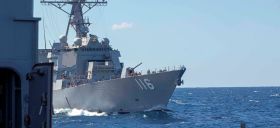 L'Iran affirme avoir fait face à un destroyer américain dans le golfe d'Oman