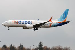 Flydubai: Trump dit soupçonner l'Iran et menace de le frapper